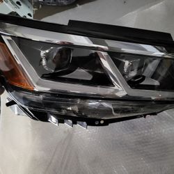 2019 2020 Volkswagen Atlas Headlight Part