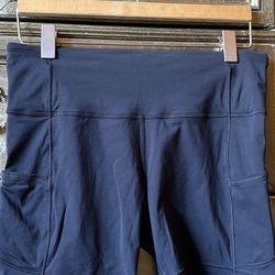 Lululemon Womens Shorts Size 10 