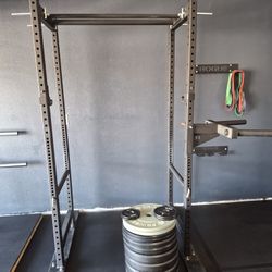 Rogue R-3 Power Rack + 285 LB Bumper Plates - (Will Separate)