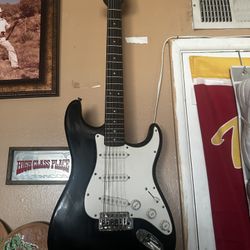 Squire Strat
