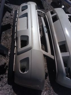 2007 TO 14 CHEVY TAHOE AND SUBURBAN FRONT BUMPERS