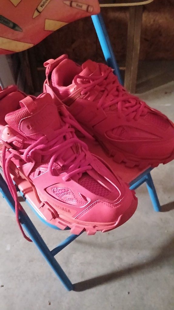 Balenciaga Shoes RED, Stockbridge. 10