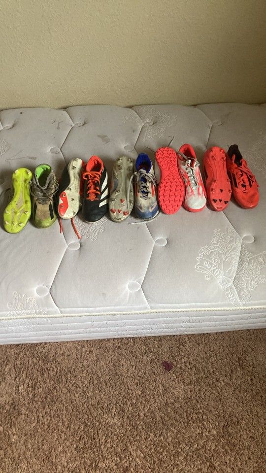Turf/soccer Cleats Pro Version