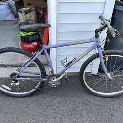 Women’s Mountain Bike