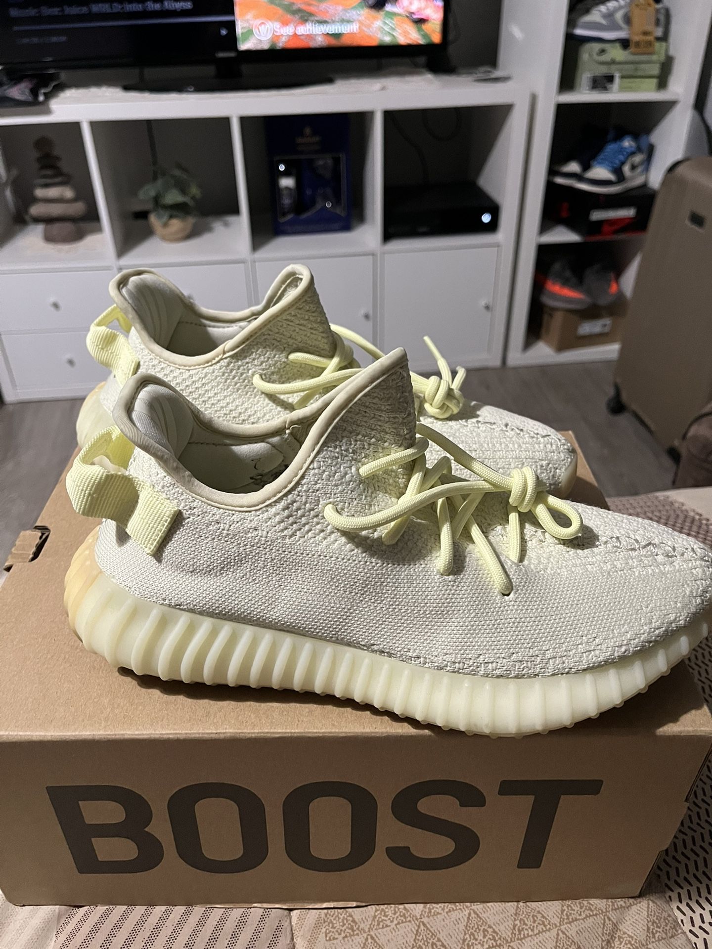 Yeezy Butter Size 7.5 Yeezy 350 butter size 8.5 8.5 (41.5) | Mercari main image 3