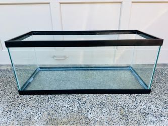 Fish tank 21 gallon