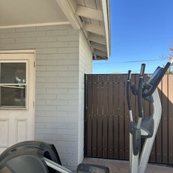 Free Elliptical 