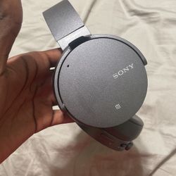 Sony MDR-XB950N1 Wireless Noise Canceling Stereo Headset