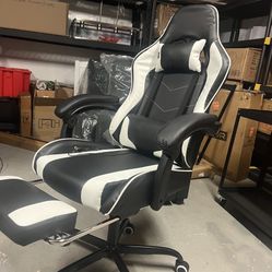  Gaming Chair, Video Game Chair with Footrest and Massage Lumbar Support