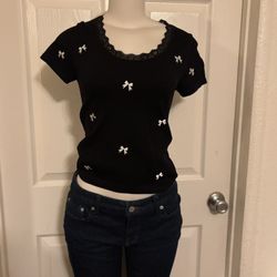 Women’s Small Top 