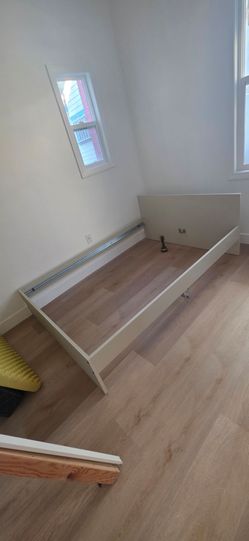 IKEA GURSKEN Full bed frame
