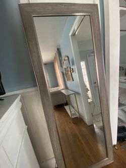 Rectangular Leaner Mirror