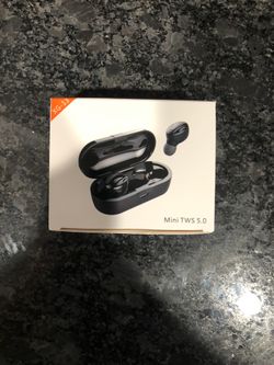 *NEW* (*NEW* Mini TWS 5.0 (Factory Sealed ) XG-13 Bluetooth Headset Earbuds ( TRUE SPLIT WIRELESS BLUETOOTH HEADSET).