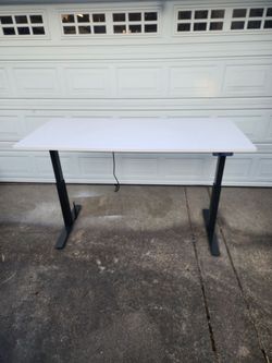 Knoll Tone Premium Electric Standing Desk (White/Black)