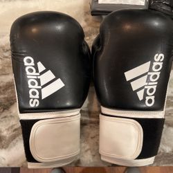 Adidas Women’s Boxing Gloves 
