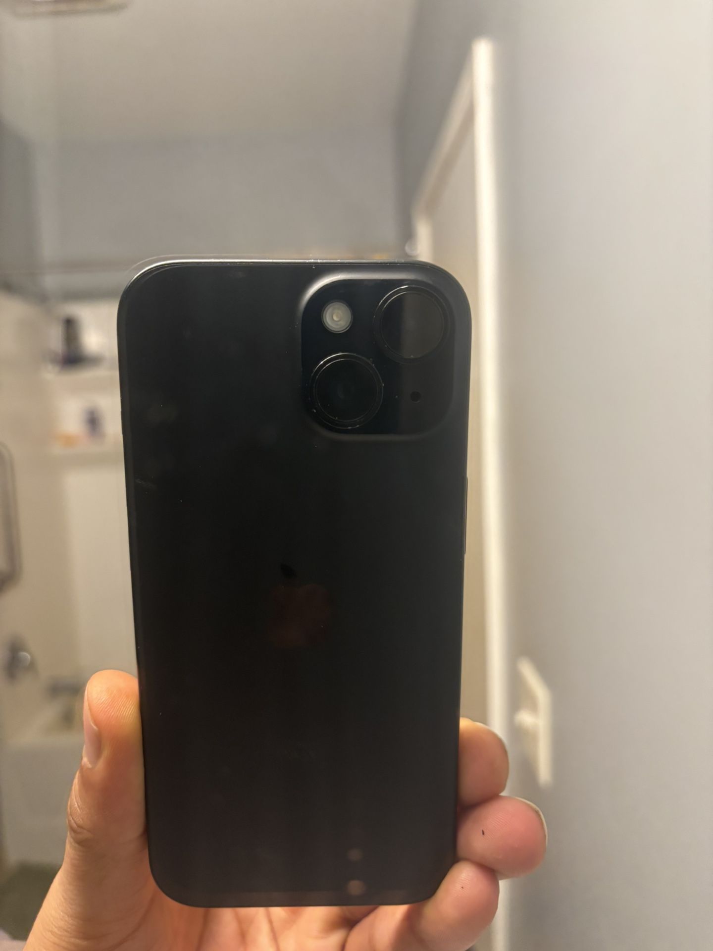 iPhone 15 Black 128 Gb (Not A Scam)