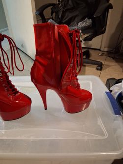 Women’s Red Patent Lace-Up Platform Boots
