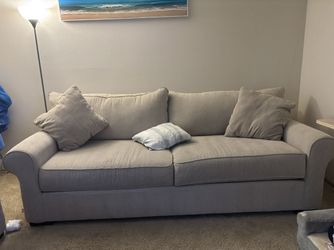 Couch set