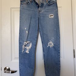 Women’s Levi’s Premium Wedge Straight Button Fly Distressed Jeans (Size 27)