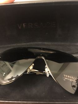 Versace sunglasses (AUTHENTIC)