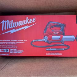 M18 18V Lithium-Ion Cordless Grease Gun 2-Speed (Tool-Only)