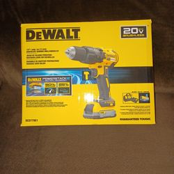 DeWalt 1/2 In Brushless Hammer Drill/ Driver Kit