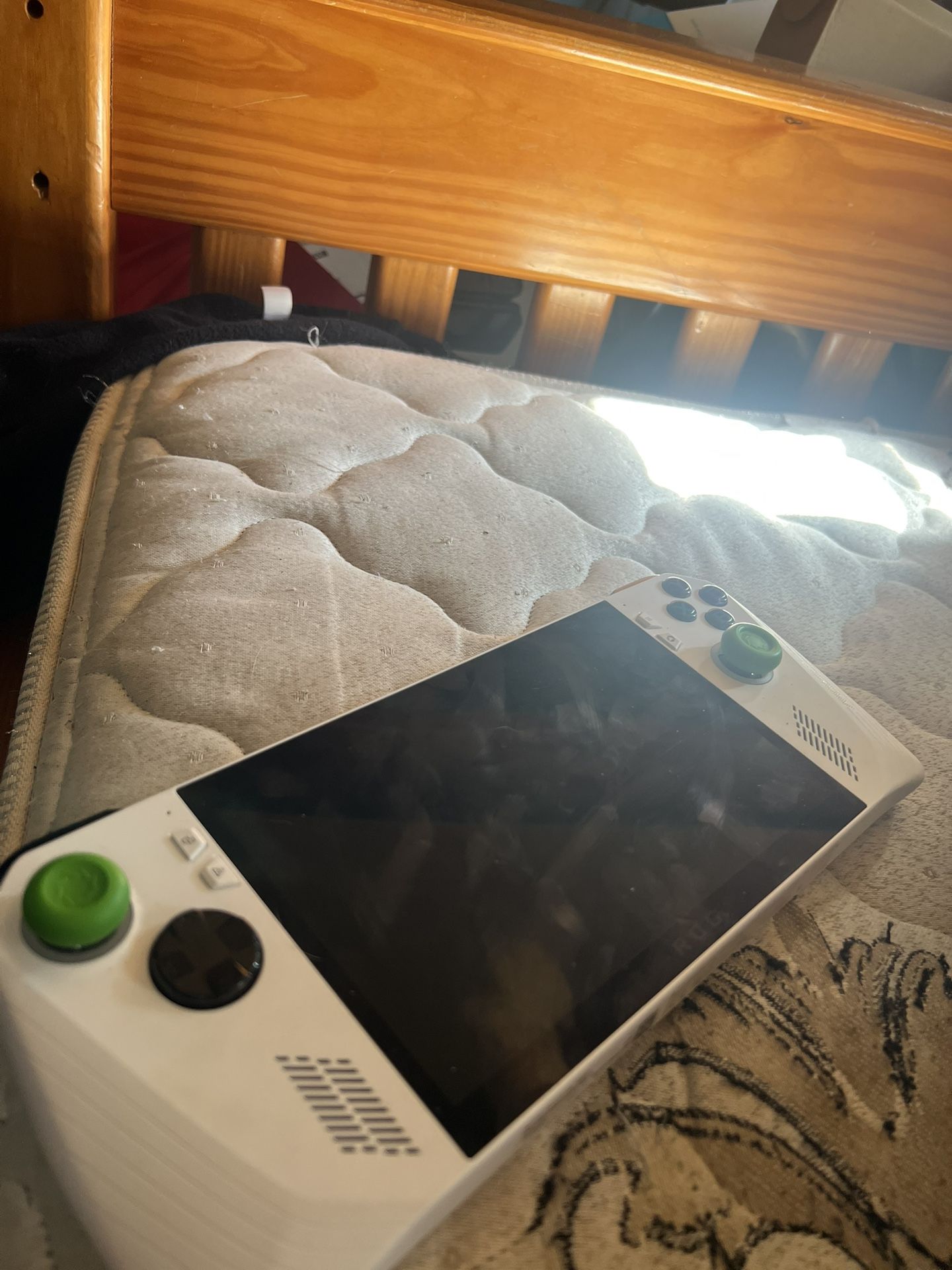 TRADE OR BUY ROG ALLY Z1