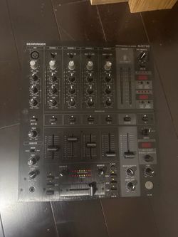 DJ Mixer