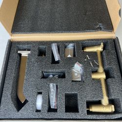 Pop sanitaryware shower faucet