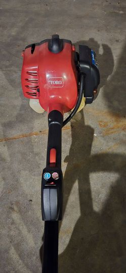 Toro straight shaft trimmer