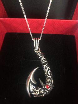 925 sterling silver  Garnet  Hook pendant necklace 18