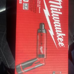 Milwaukee Power Screw Driver 