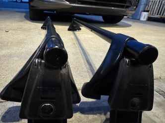 Yakima Q towers  and crossbar 25"
