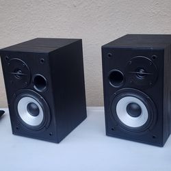 EDIFIER home stereo shelf speakers