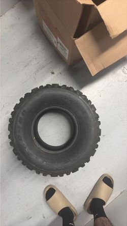 Brand new Duro DI-K968 23x11.00-10 Tires Set of 2