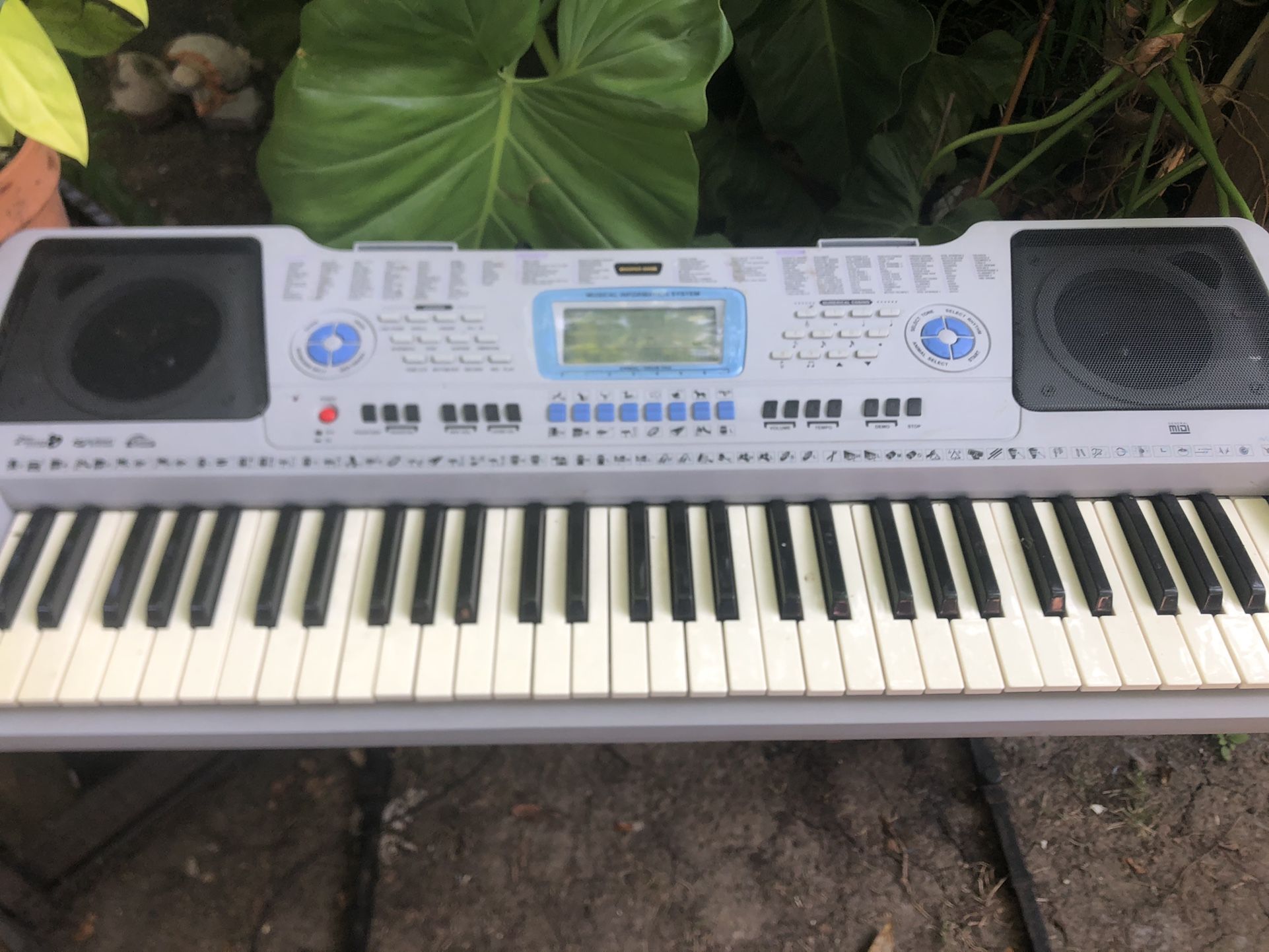 Keyboard Synthesizer