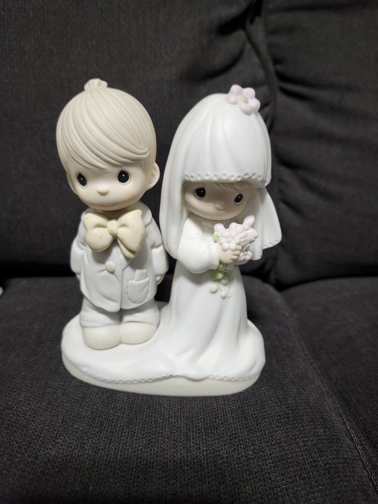 Precious Moments wedding cake topper decorations The Lord Bless and Keep You bride and groom. Like new