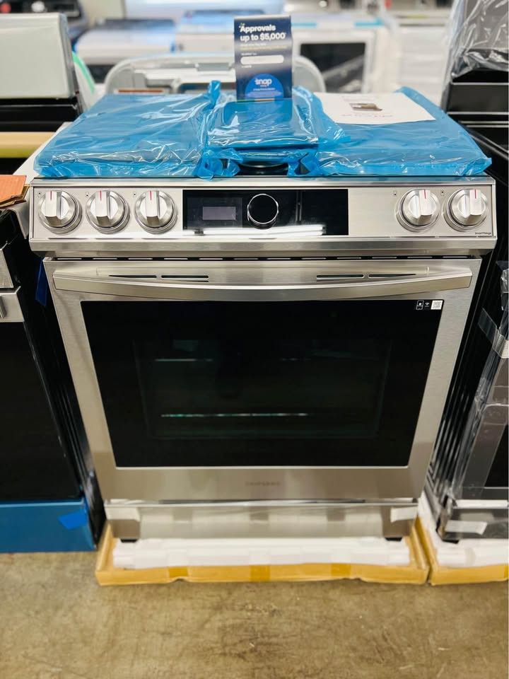 BRAND NEW OPEN BOX STOVES STARTS FROM $499 AND UP