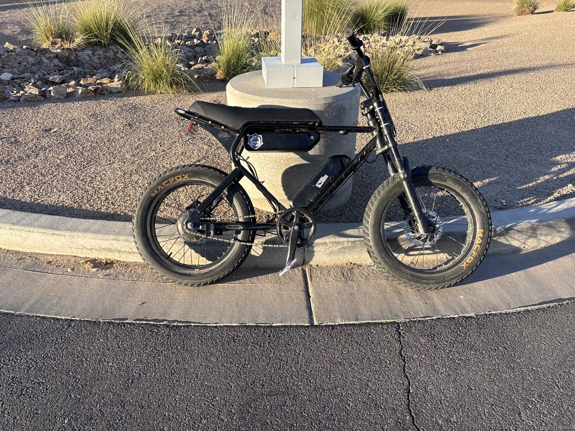 2024 Macfox X1s Duel Batterys