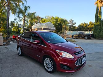 2013 FORD CMAX,4 CYL,42 MPG!,CLEAN TITLE,SMOG,2027 APRIL TAGS,LOADED