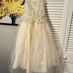 Gold girl dress/ vestido dorado para niña.