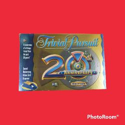 Trivial Pursuit 20th Anniversary Edition Hasbro Vintage 2002 Complete 2-6 Players