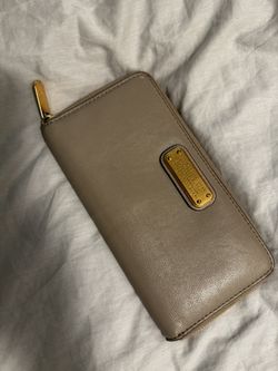 Marc Jacobs Full Zip Wallet