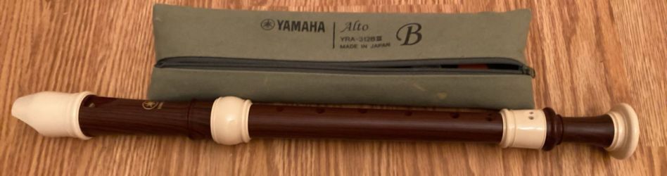 Yamaha Alto YRA-312B III Recorder