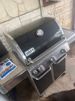 Weber propane grill