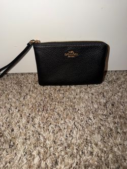 Small Coach Wristlet