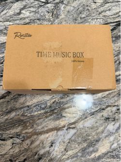 Rexitee TIME MUSIC BOX 1689 Version White CD Player w/ Remote Control, USB