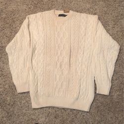 REDUCED !!Men’s Brand New Cable Knit Sweater XL