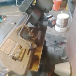 Oil-fed bandsaw