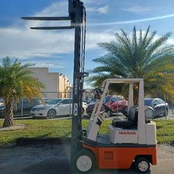 Forklift Nissan 3000#